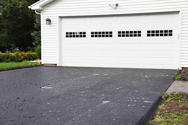 Affordable siding repair and maintenance services in Manchester, OH